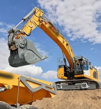 excavadora con motor de hidrógeno